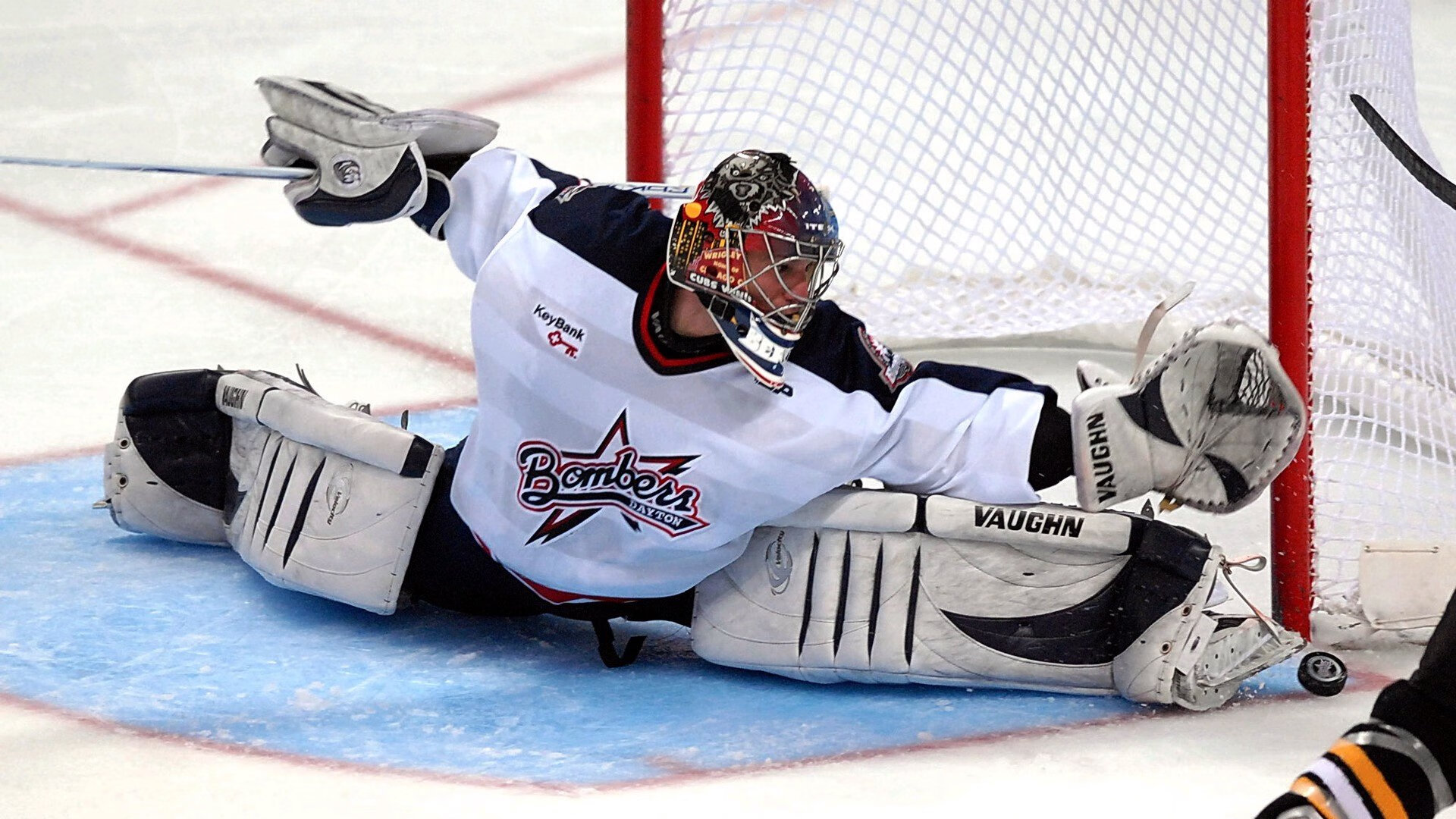 中甲联赛青岛海牛主场战平青岛队,保级希望仍在继续努力,青岛海牛足球队最新消息